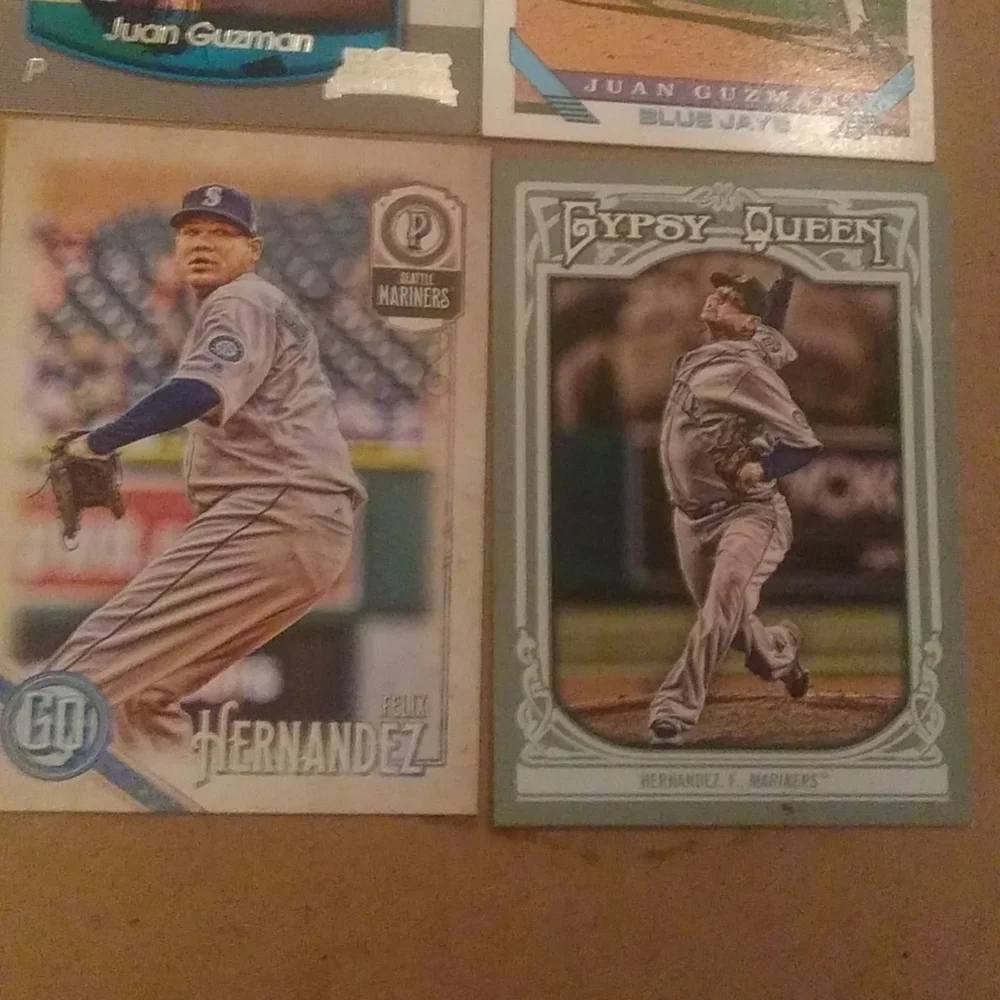 Baseball cards - Picture 4 of 4